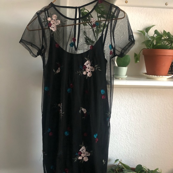 Hollister Embroidered Dress - Picture 1 of 2